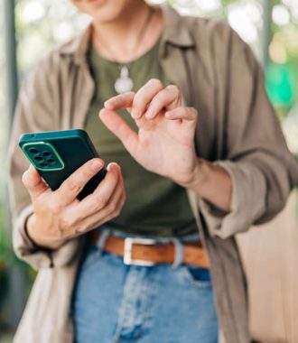 How to Choose the Perfect Pre-Owned Smartphone Tablet or Smartwatch